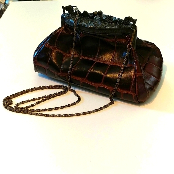 Browns Couture Leather Crossbody Clutch Purse - Picture 5 of 13